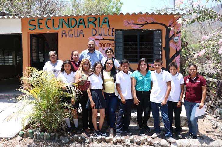Rosario Silva destaca logros de la Educación Comunitaria